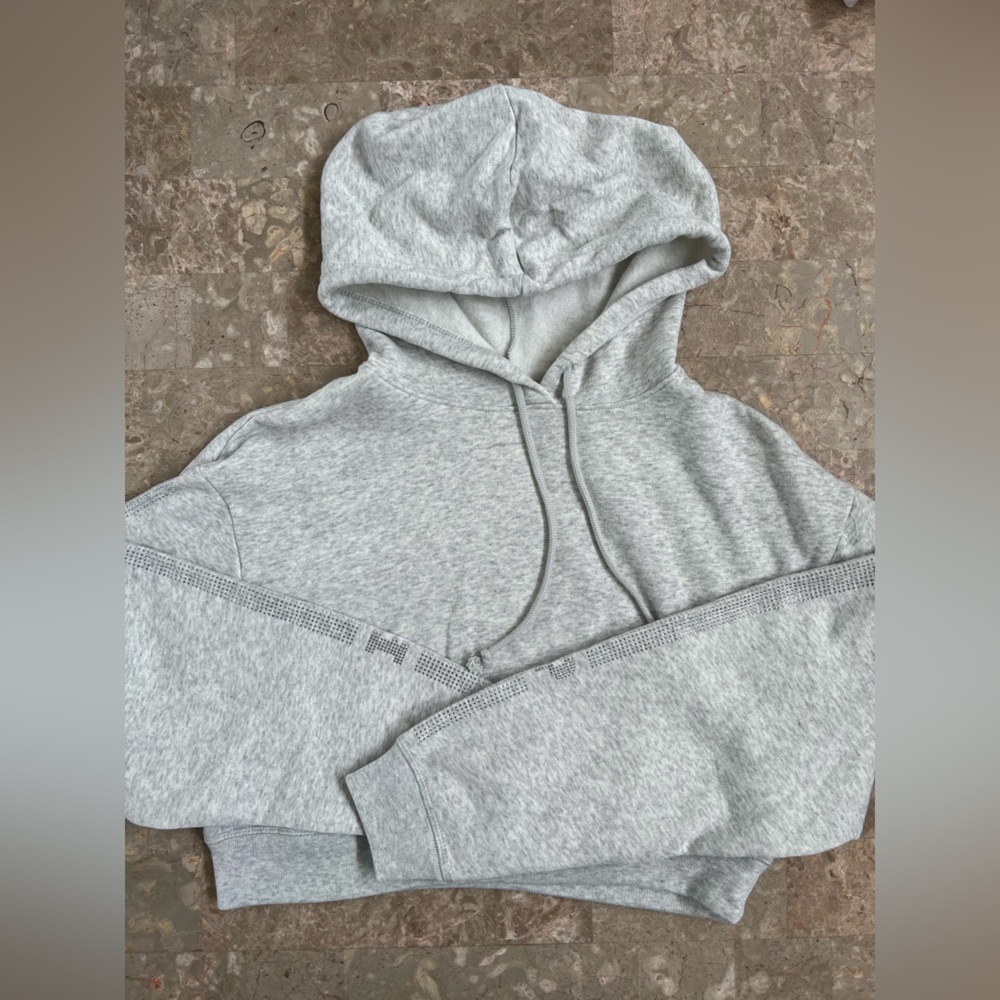 NWT Victoria’s Secret Pink cropped rhinestone hoodie